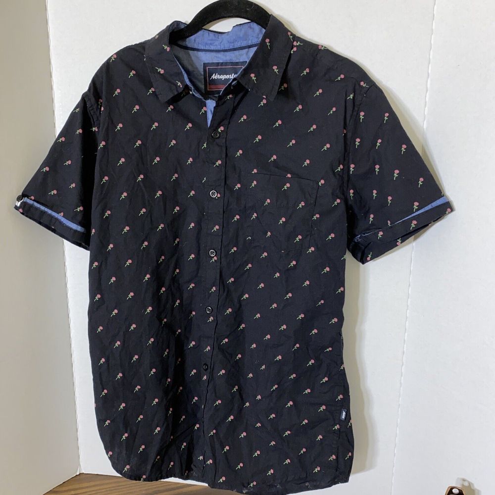 Aeropostale Men's Medium Button Down Shirt Black With Roses 100% Cotton
